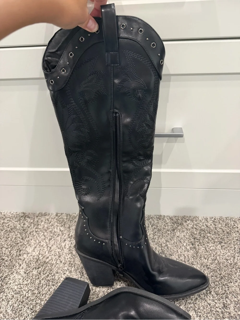 TOP Moda Black Pointed-Toe Studded Western Knee Boots - Picture 4 of 10